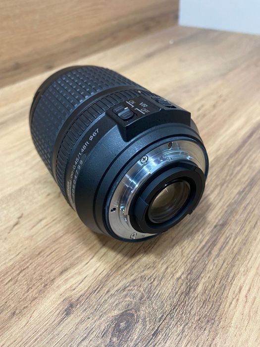 Nikon d7000 с объективом 18-140mm пробег 22000 кадров