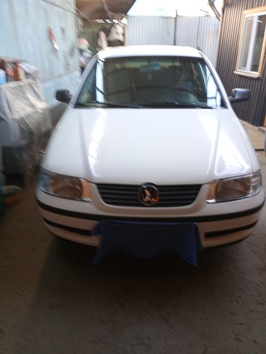 Продам. Машину Wolkswagen Gol