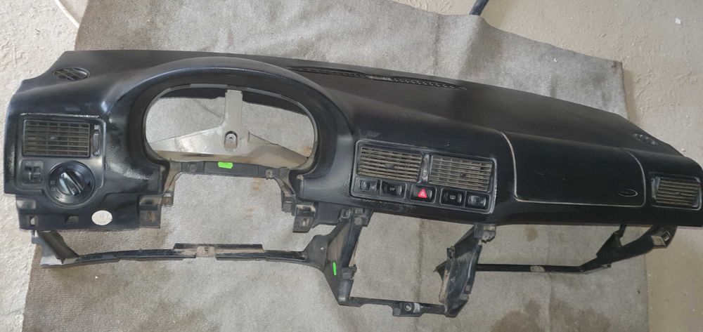 Se vinde Bord VW Golf IV