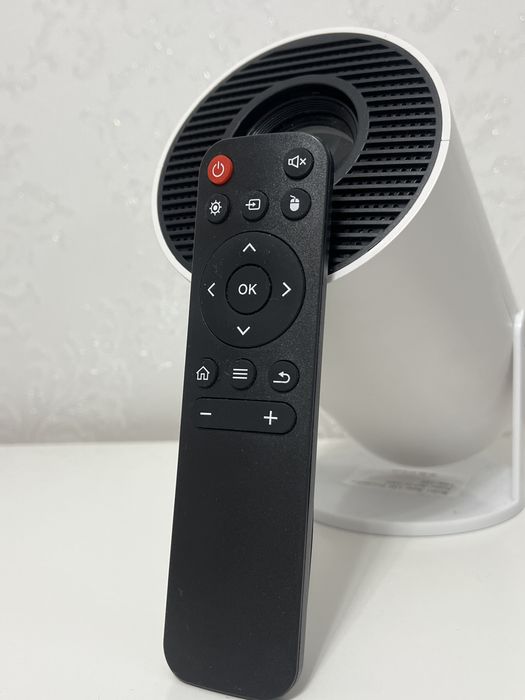 Проектор новый, в идеальном состоянии!!!