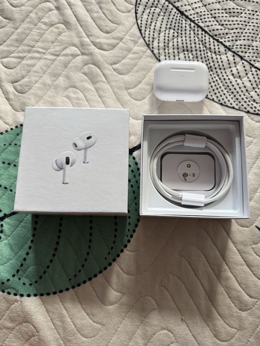 Airpods 2 pro noi noute