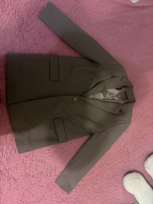 Продаю пиджаки, кофты, косуха