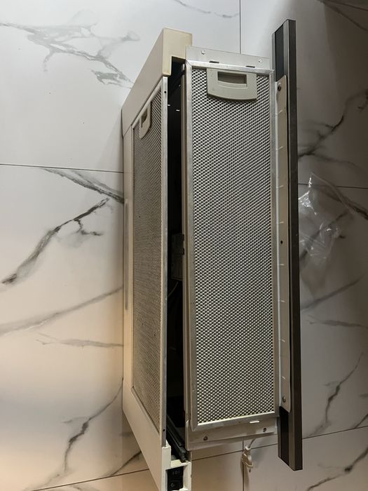 Продам вытежку MILFAN