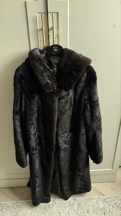 Прлдам шубу в хорошем состояний