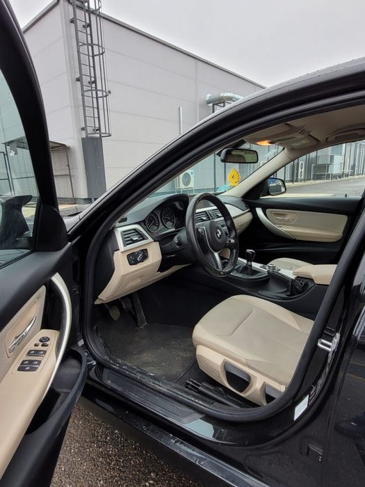 Vand BMW 320d full led 2017