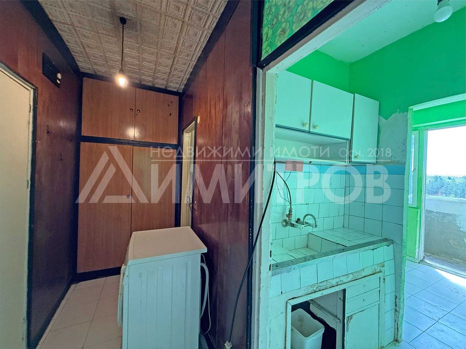 Продава апартамент тип гарсониера 42 кв.м. в гр. Нови пазар, САНИРАН жилищен блок - снимка 12
