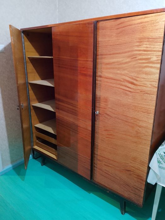 Одам шкафы бу самавывоз