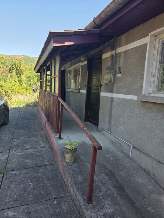 Casa de vacanta in Baru Mare ,jud.Hunedoara-Direct de la proprietar, acte la zi