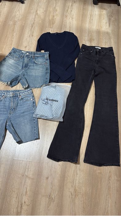 Женскте джинсы, платье, куртки оригинал