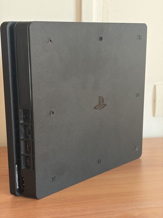 Consola Sony PlayStation4 2TB + 2 Controllere