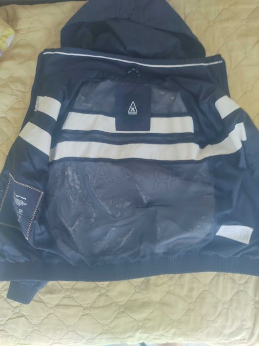 Пролетно шушляково яке