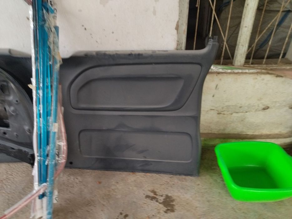 Продается Мерседес Вито метрис запчасти