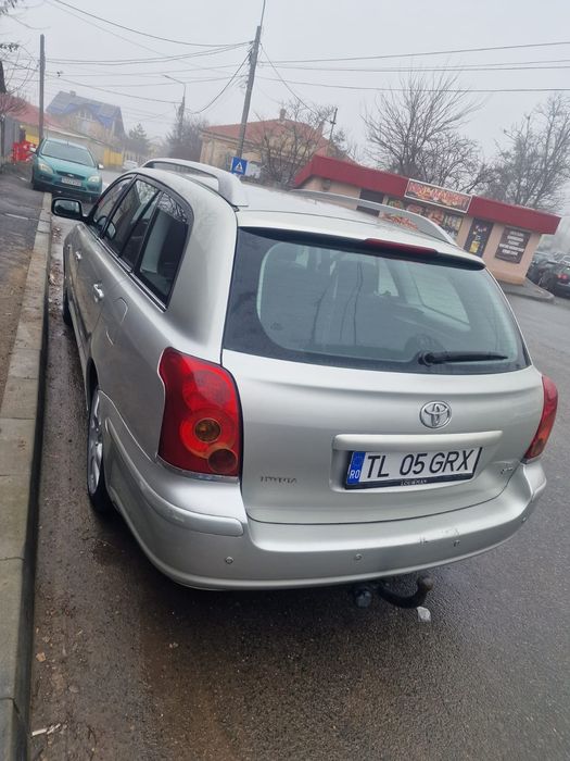 Toyota avensis 2.0
