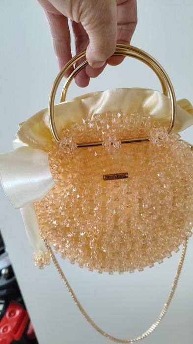 Чанта от мъниста