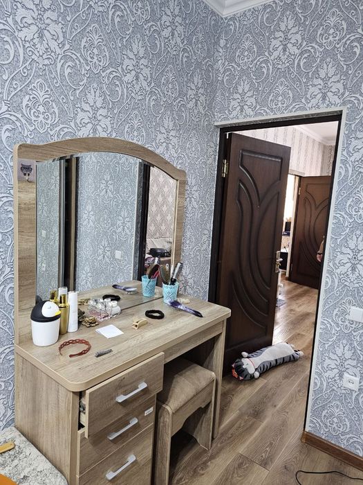 Продаю квартиру ,яшнабадский район.