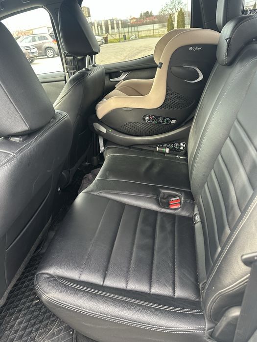 Mercedes-Benz  X 350 D 258 cp  4Matic