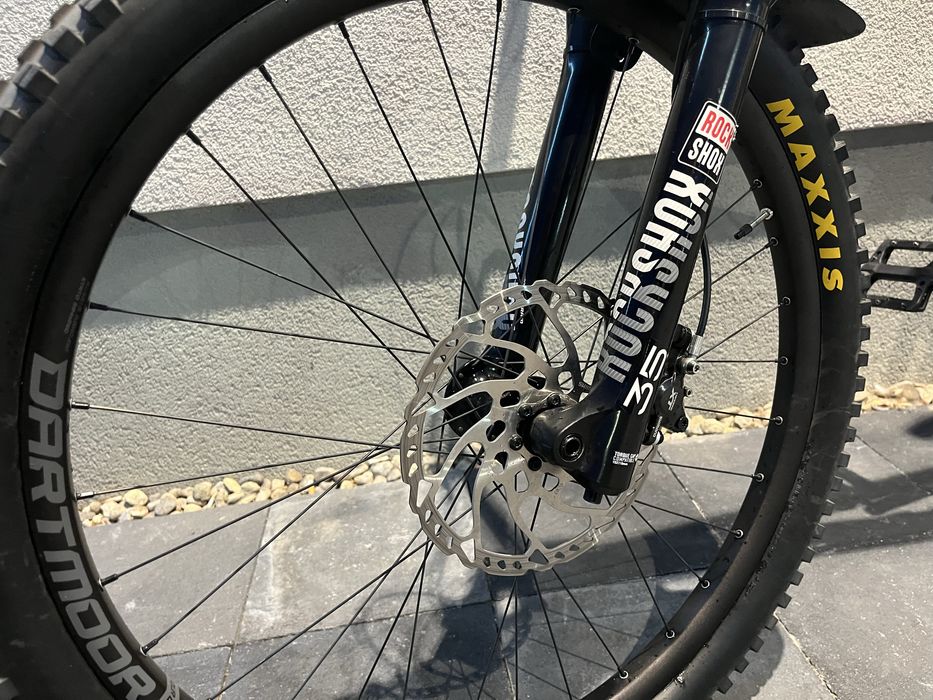 Dartmoor Hornet 27.5 2020 M Size Custom Build Aggressive Hardtail