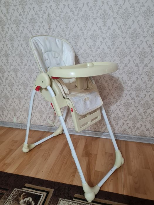 Детский стул для кормления