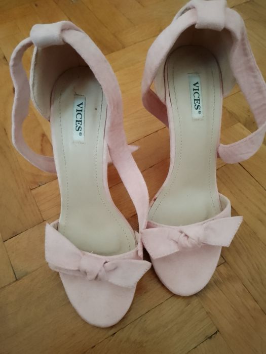 Sandale Roz catifelate, marimea 35, o singura purtare, Vices
