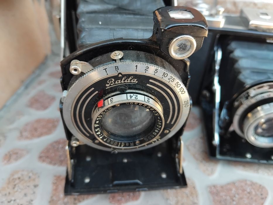 Ритро Фотоапарати  Kodak и Carll Zeiss