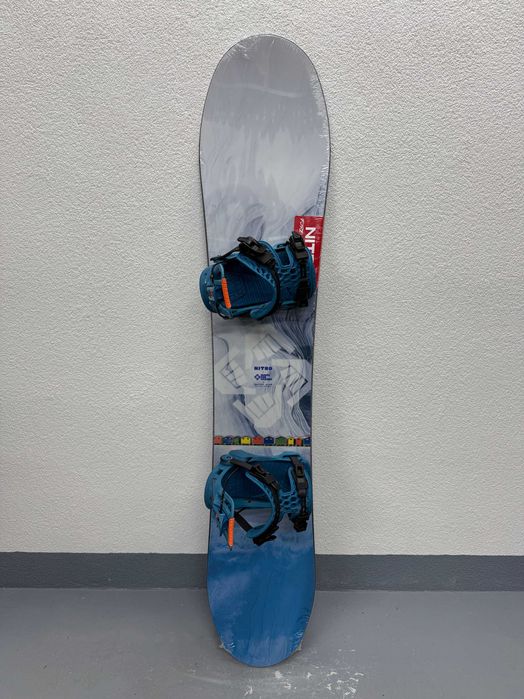 placa noua snowboard nitro santoku L162cm