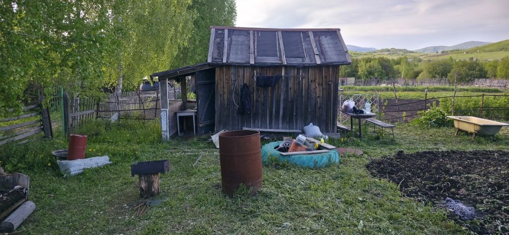 Земельный участок