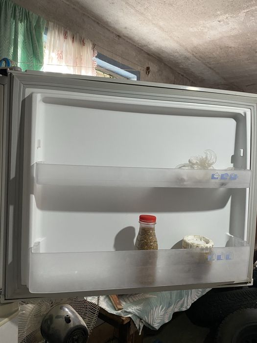 Холодильник Samsung оригинал RT-40 MPBG