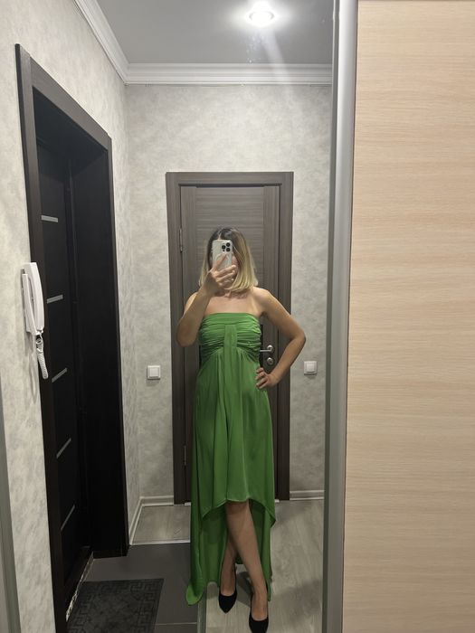 Продам нарядное платье