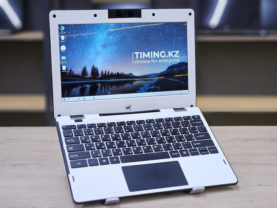 Компактный ноутбук ZiK W-1167s - Celeon J4115/8GB/SD 64