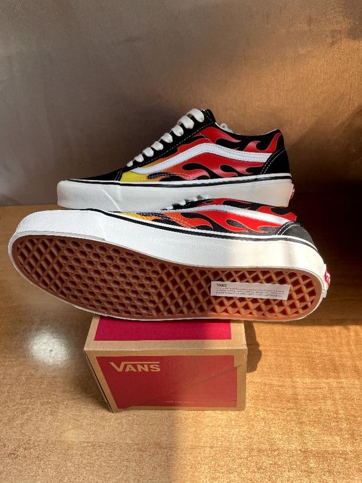 Vans old skool original flame gun