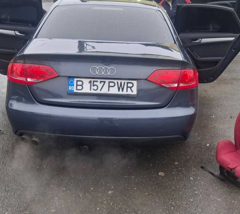 URGENT ! Audi A4 2008 - 1.8 Benzina