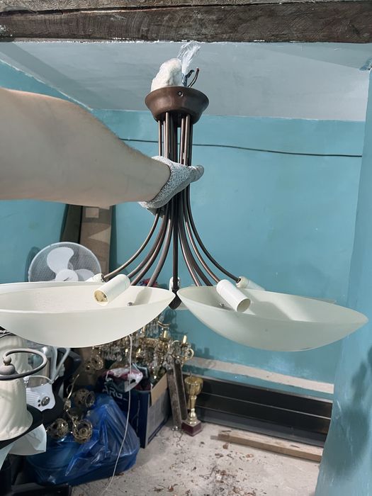 Люстры б/у в хорошем состоянии