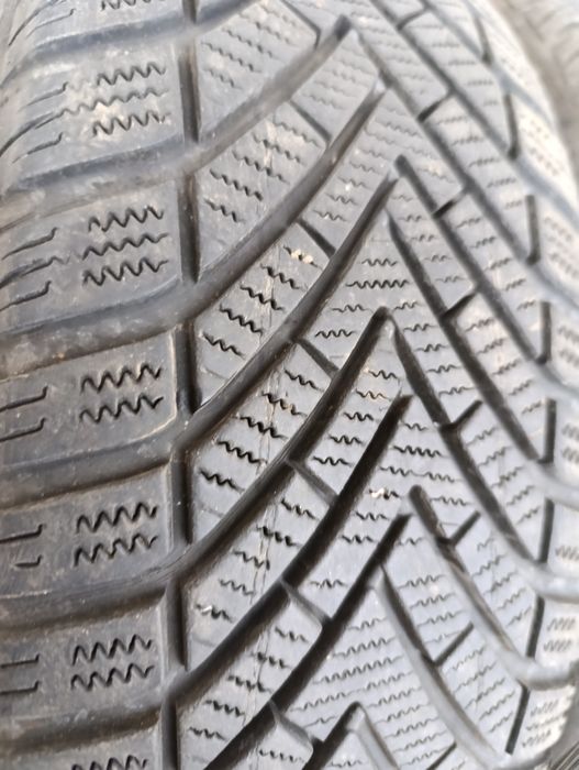 Зимни гуми Vredestein 195/65/15 dot 4622