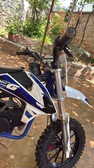 Mini motocross 49cc pentru copii (6–10 ani) – stare foarte bună