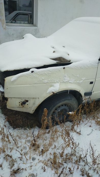 Продам гольф 2 на запчасти