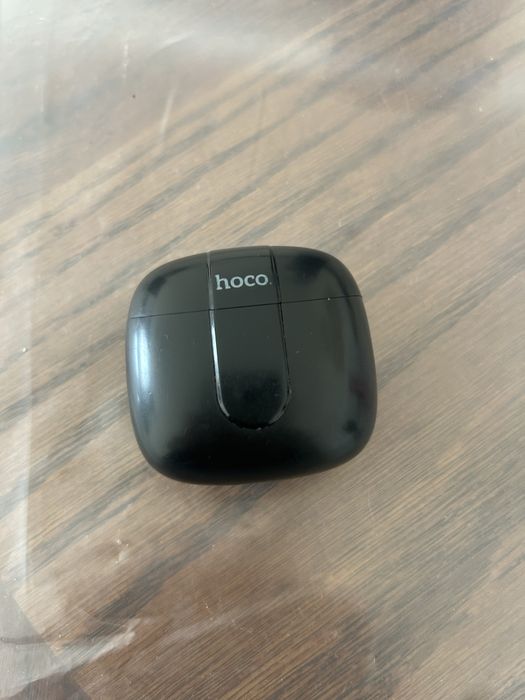 наушники Hoco EW19 / EW19 Plus или Hoco EW02 / EW04).