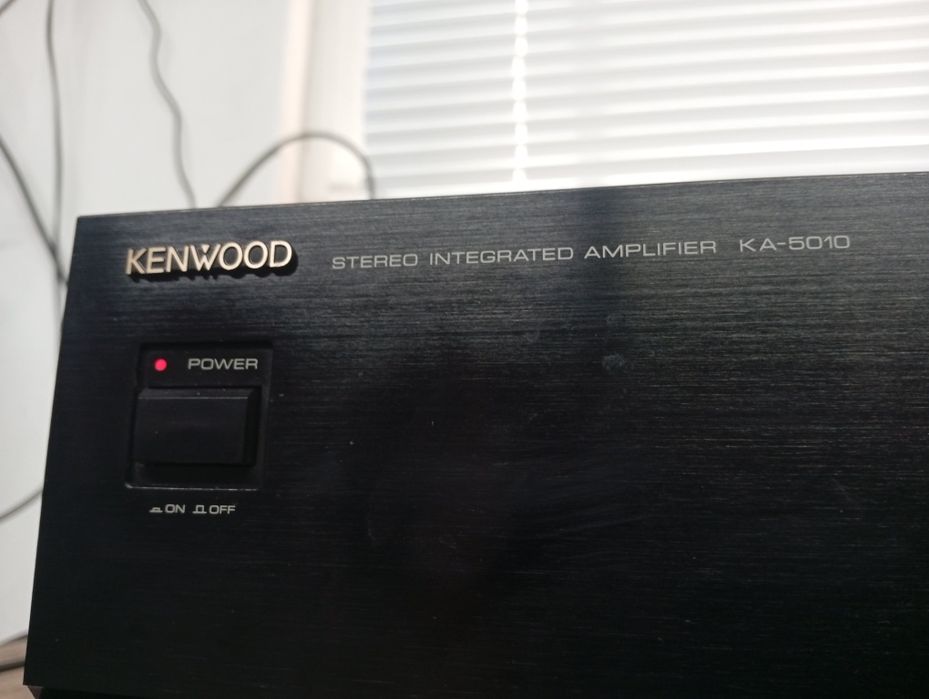 Усилвател KENWOOD KA-5010