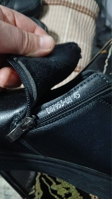 Продам ботинки б/у