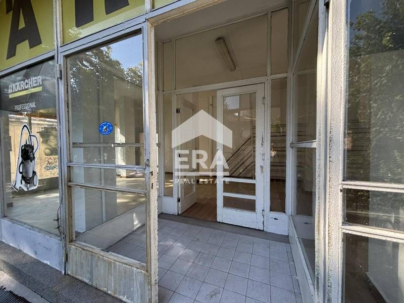 Продава се Магазин в Хасково, Център - 82 кв.м за 1074 €/кв.м - Снимка #6