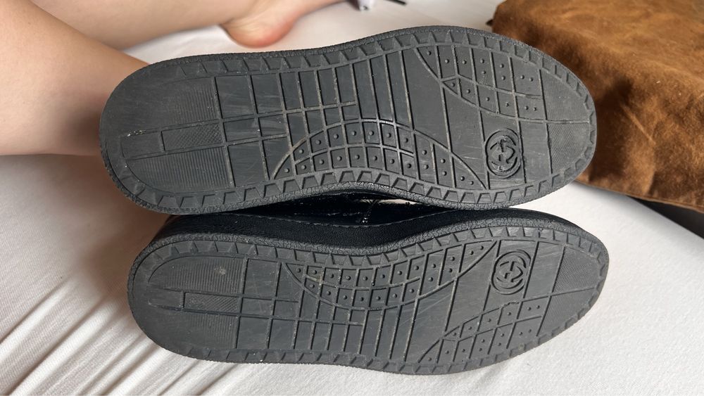Adidasi Gucci piele lacuita marime 37