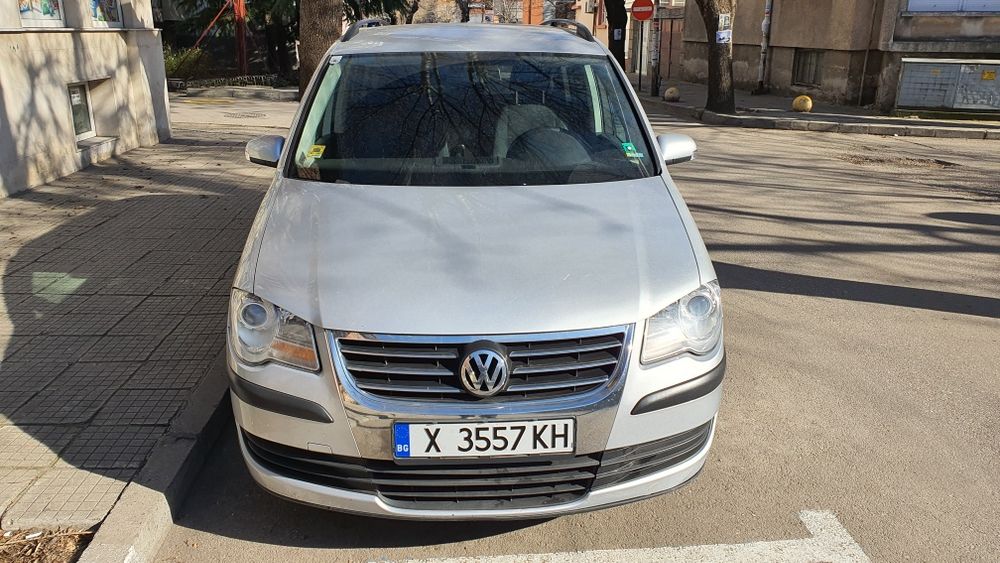 Продавам VW TOURAN с чисто нова газова уредба