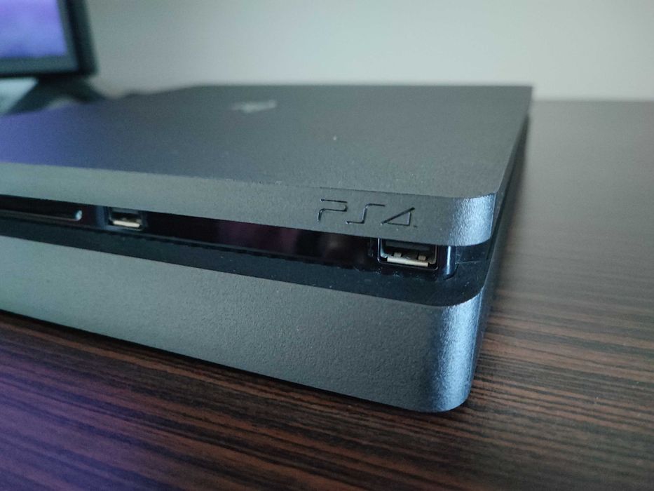 Playstation 4 Slim 500GB fullbox + Joc Gran Turismo 7