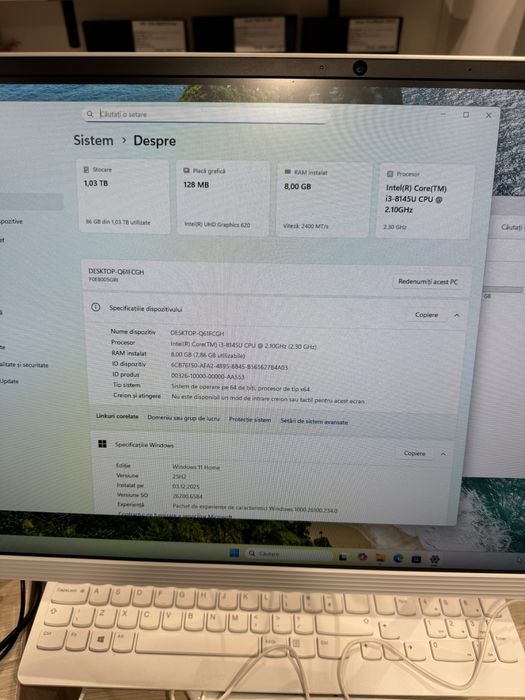 Sistem All-in-One Lenovo intel i3-8145U 24 inch, 1TB + 128GB SSD