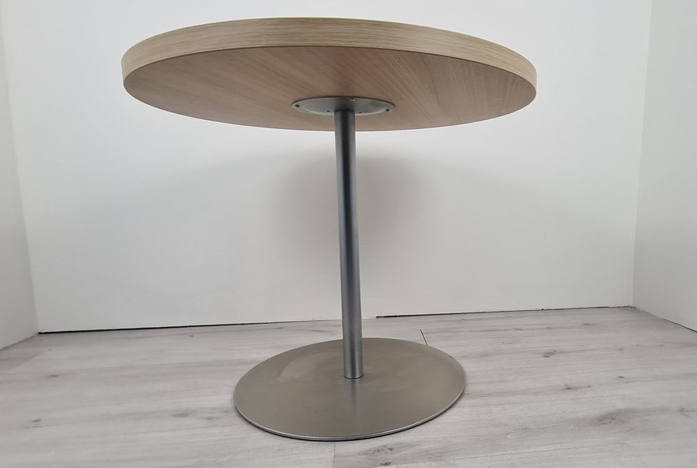 Кръгла маса за дома и офиса обзавеждане внос от германия