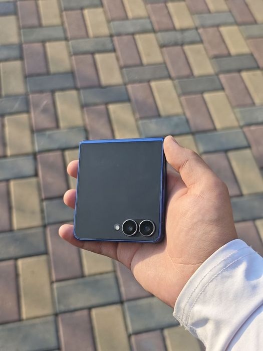 Samsung Z Flip 7