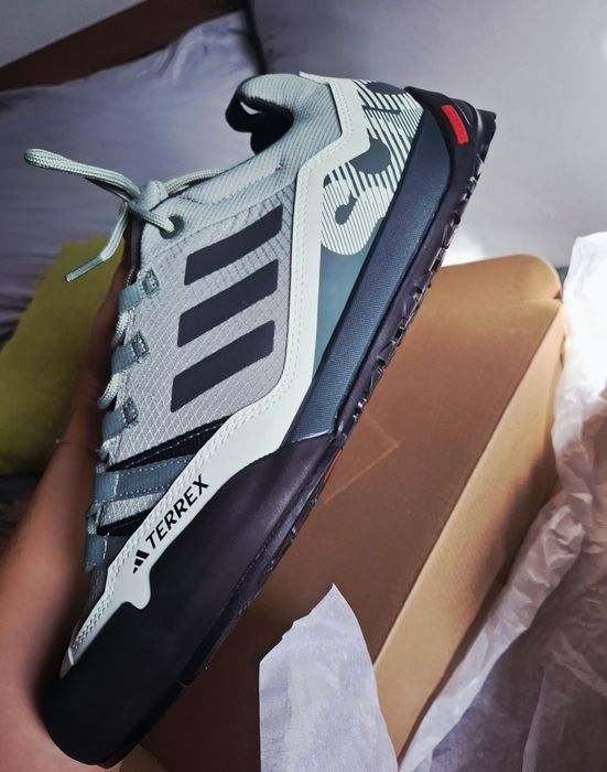Чисто нови Adidas Terrex