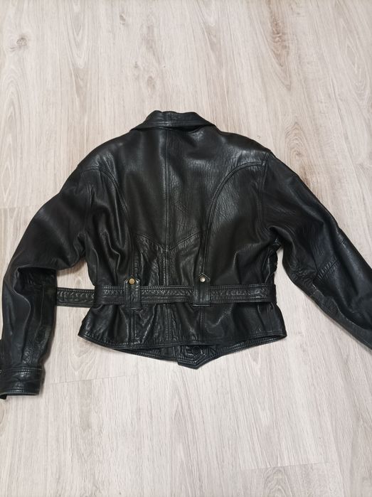 Черно яке от естествена кожа