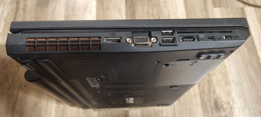 Lenovo TP00002A от серията ThinkPad T510