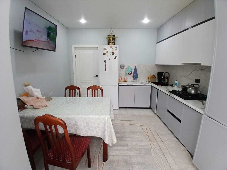 Продам 3-х комнатный кваартиру