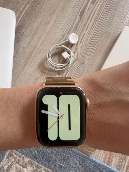 Apple watch series 6 44 mm